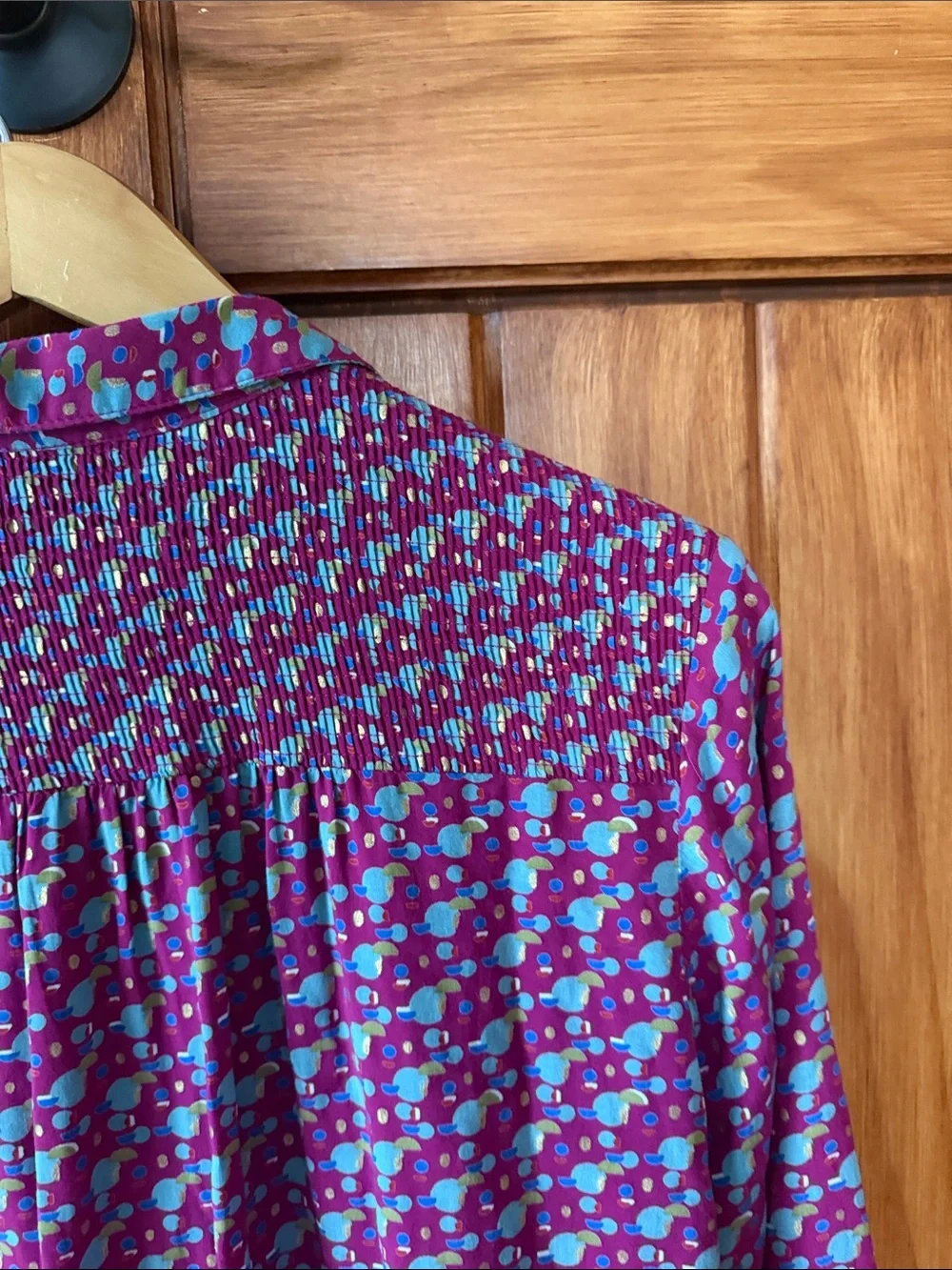 Maeve by Anthropologie Vibrant Abstract Print Smocked Blouse size 8 like new